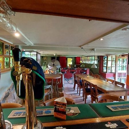 Yellow Haven Lodge Kampala Dış mekan fotoğraf