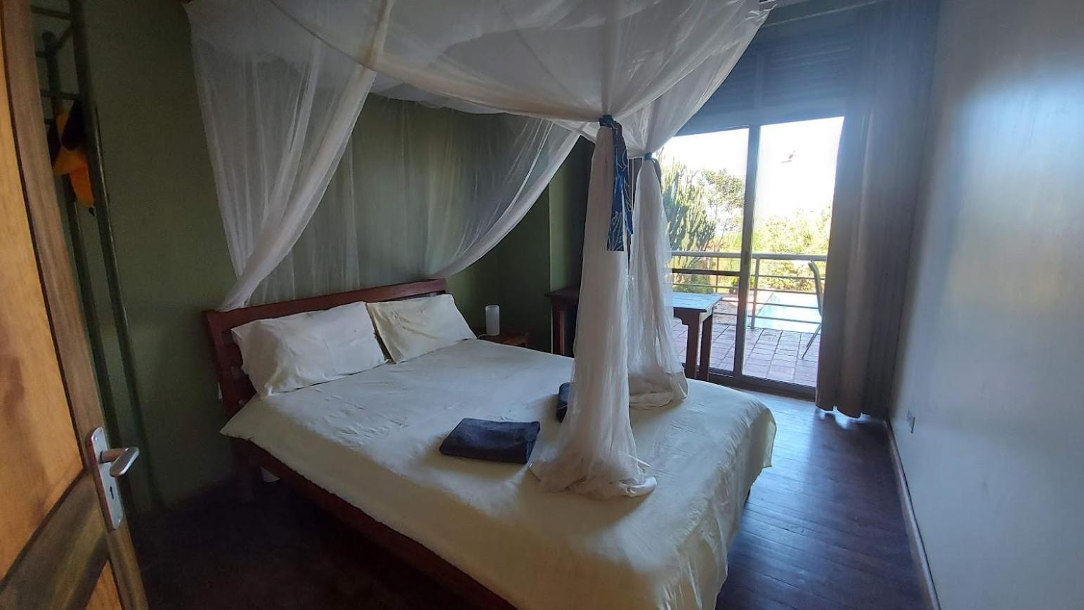 Yellow Haven Lodge Kampala Oda fotoğraf